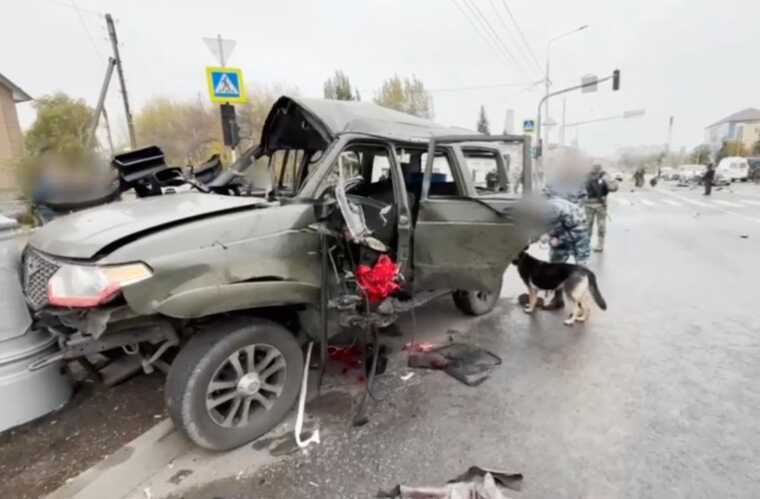 В Луганске в результате взрыва автомобиля погиб майор Первуха, пострадали мирные жители